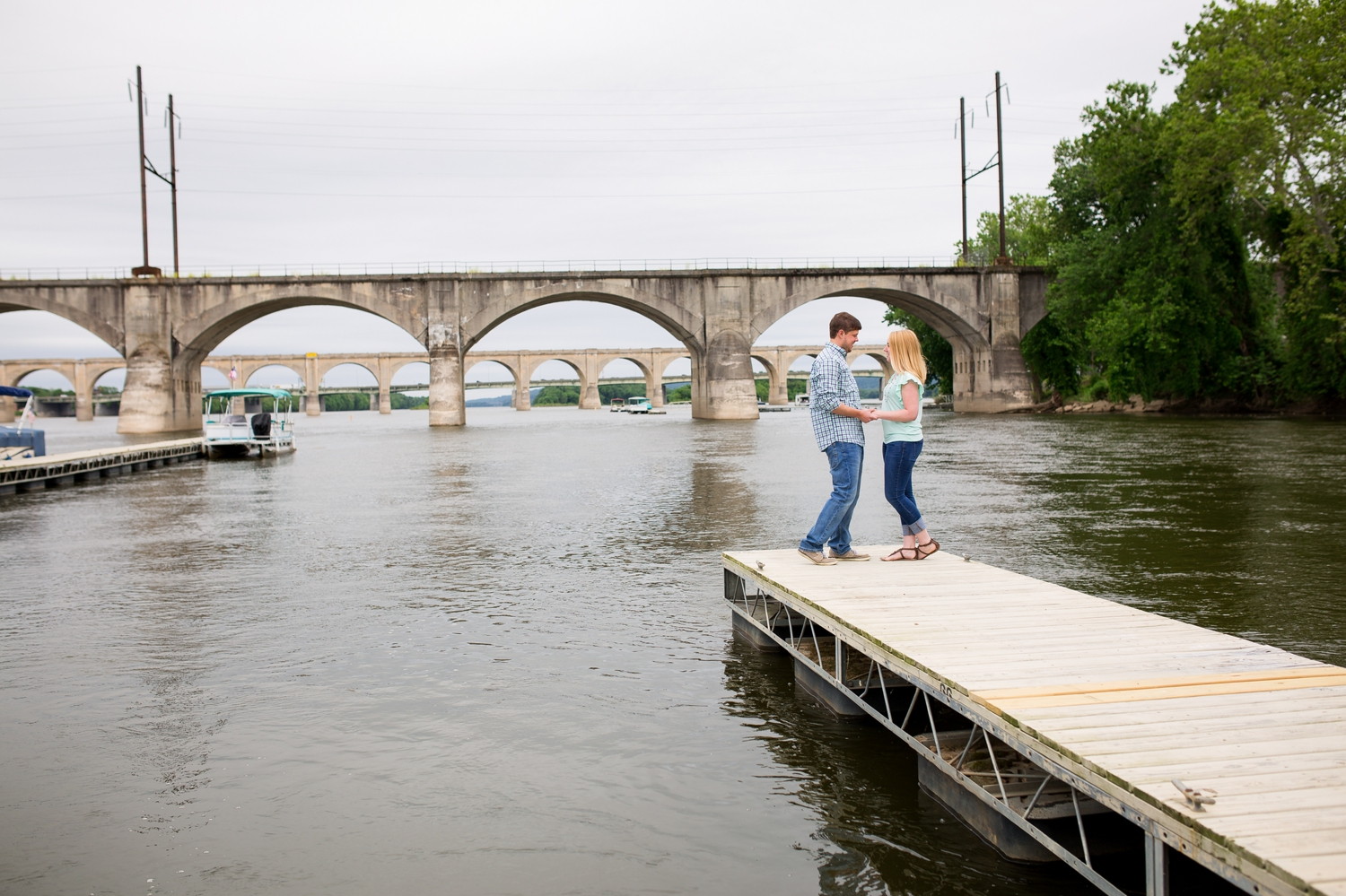 city island harrisburg engagement photography